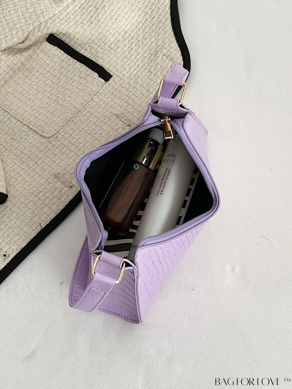 BagForLove - Crocodile-Embossed Khaki Baguette: Sleek and Compact Design