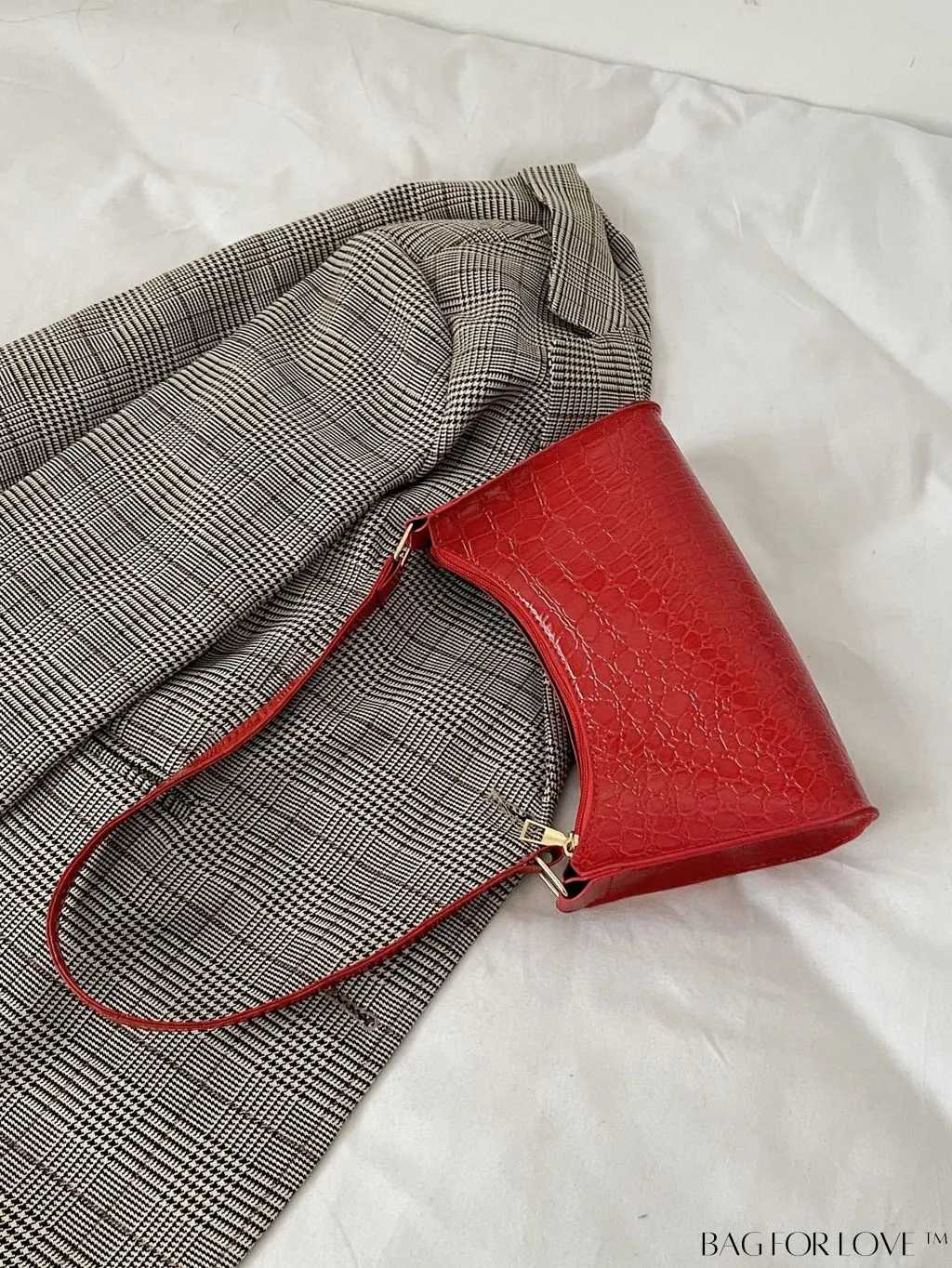 BagForLove - Crocodile-Embossed Khaki Baguette: Sleek and Compact Design