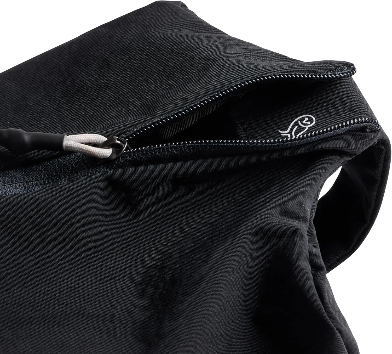 Bellroy Lite Packing Caddy 8L (Travel Organizer Packing Cube, Zip-up Storage Solution for Travel Near or far) - Black