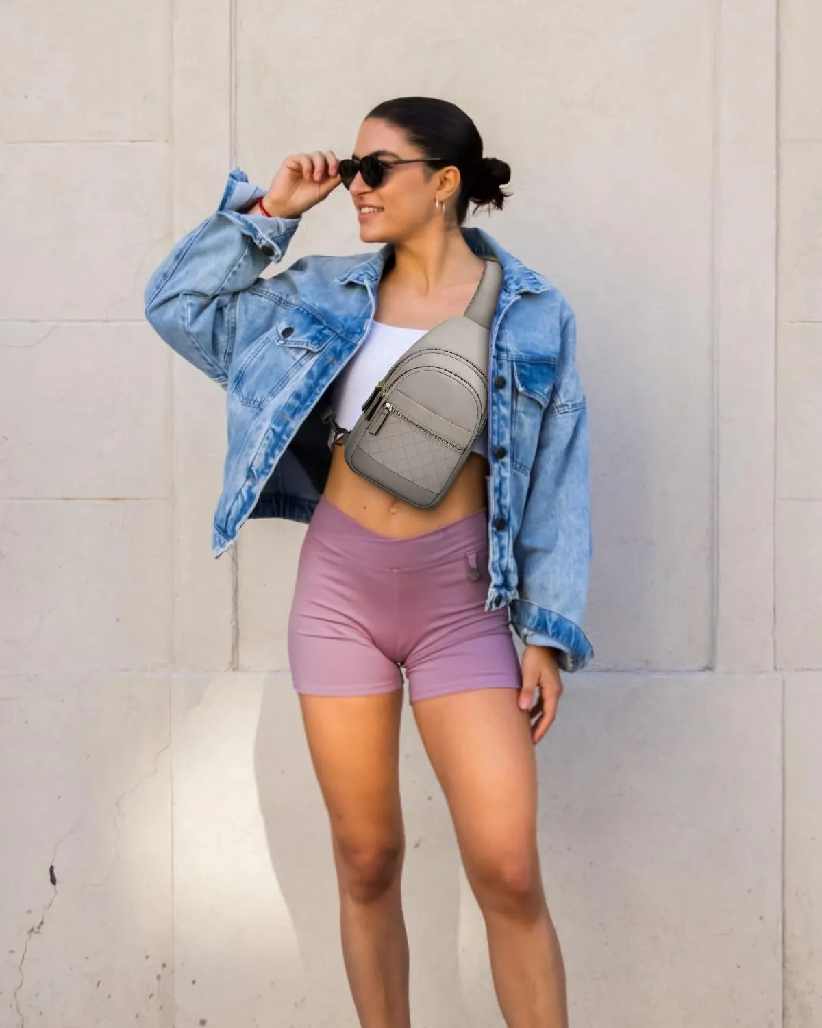 Capolo Sling Bag for Women Men Waterproof Crossbody Bags for Women Trendy Casual Fanny Pack with Convertible Shoulder Strap Chest Bag for Travel Hiking(Grey, Medium)