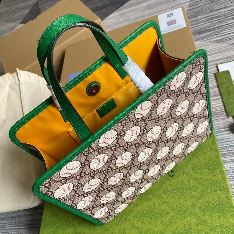 Charm - GG Bags - 1805