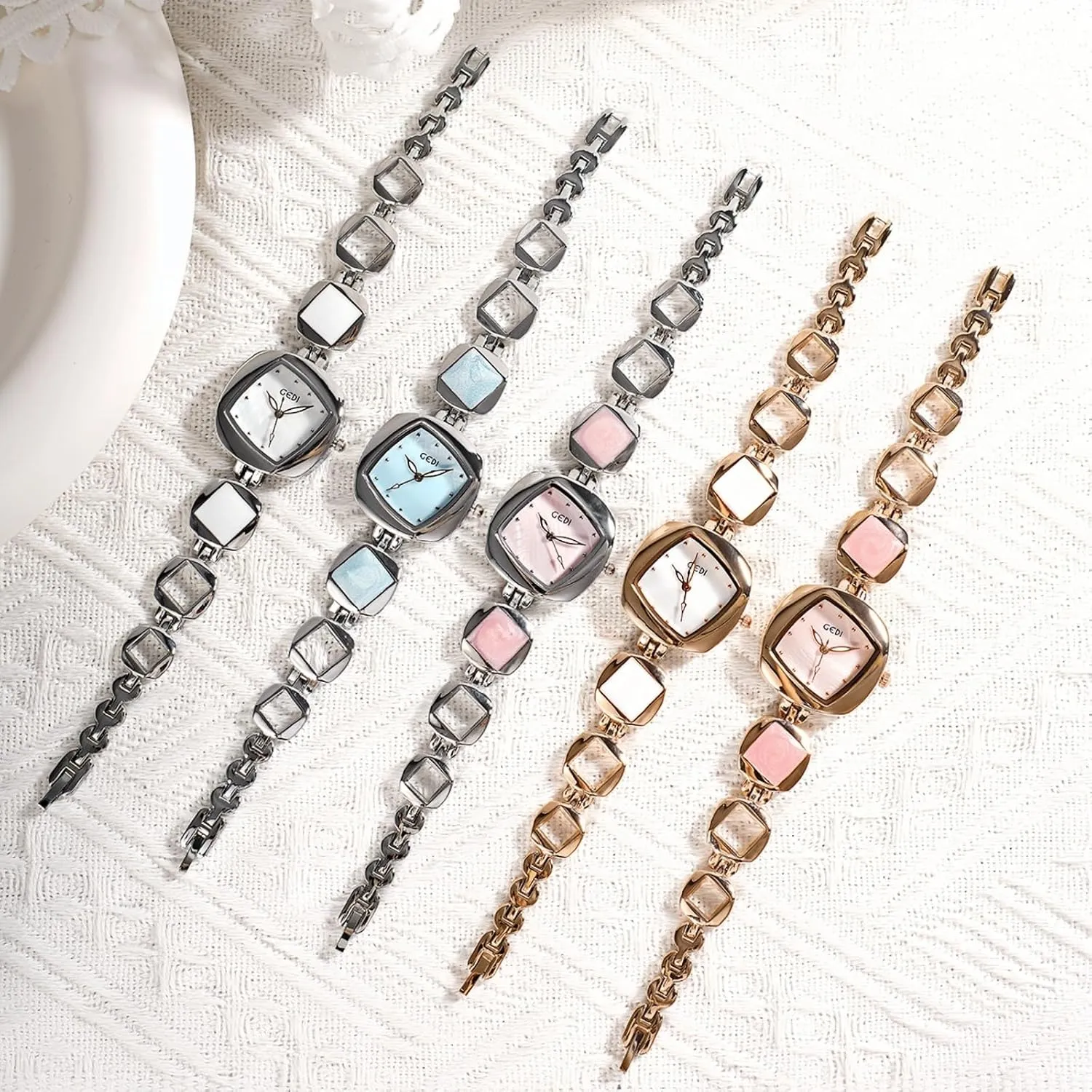Gosasa Unique Bracelet Women’s Watch – Irregular Rhombus Dial, Creative Fashion Dress Ladies Quartz Watch Water Resistant Dainty Timepiece