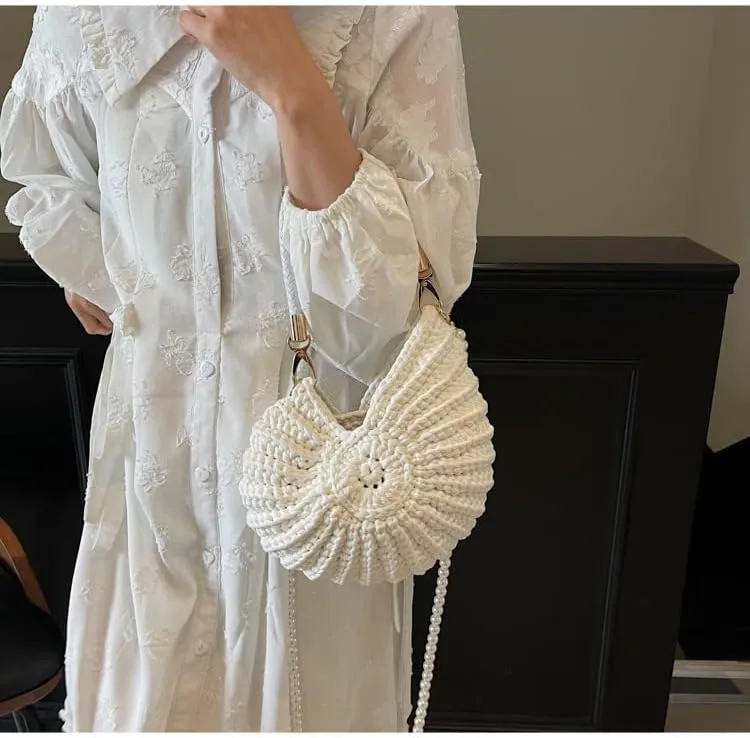 Handwoven Seashell Bag Crochet Shell Purse Summer Beach Tote Bag Pearl Clutch Purse Cute Conch Shoulder Handbag