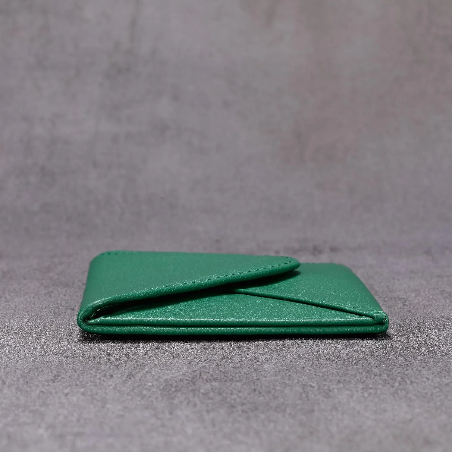 HISCOW Envelope Business Card Case with Magnet Closure - Italian Calfskin (Green)