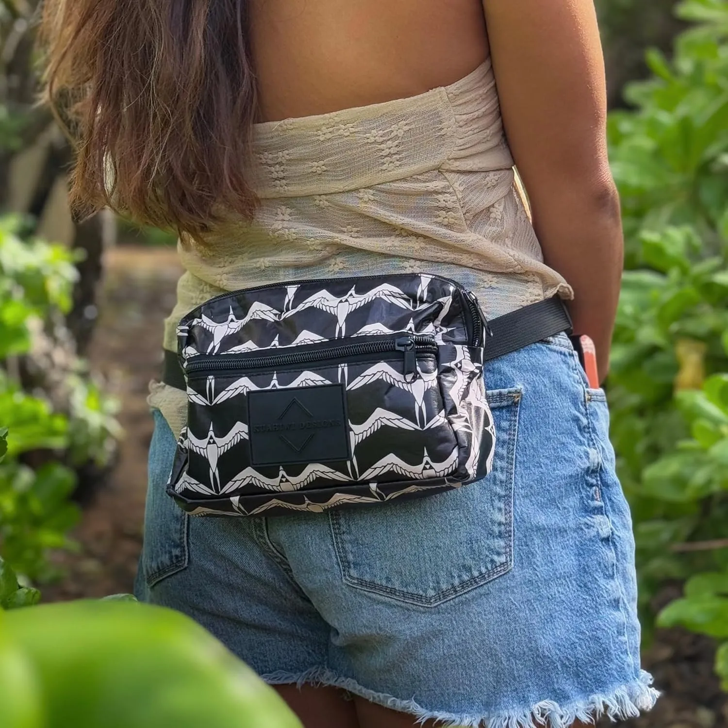 Iwa Bird Fanny Pack – Water-Resistant Tyvek Belt Bag with Adjustable Strap, Multi-Pocket Waist Pack for Travel & Everyday Use