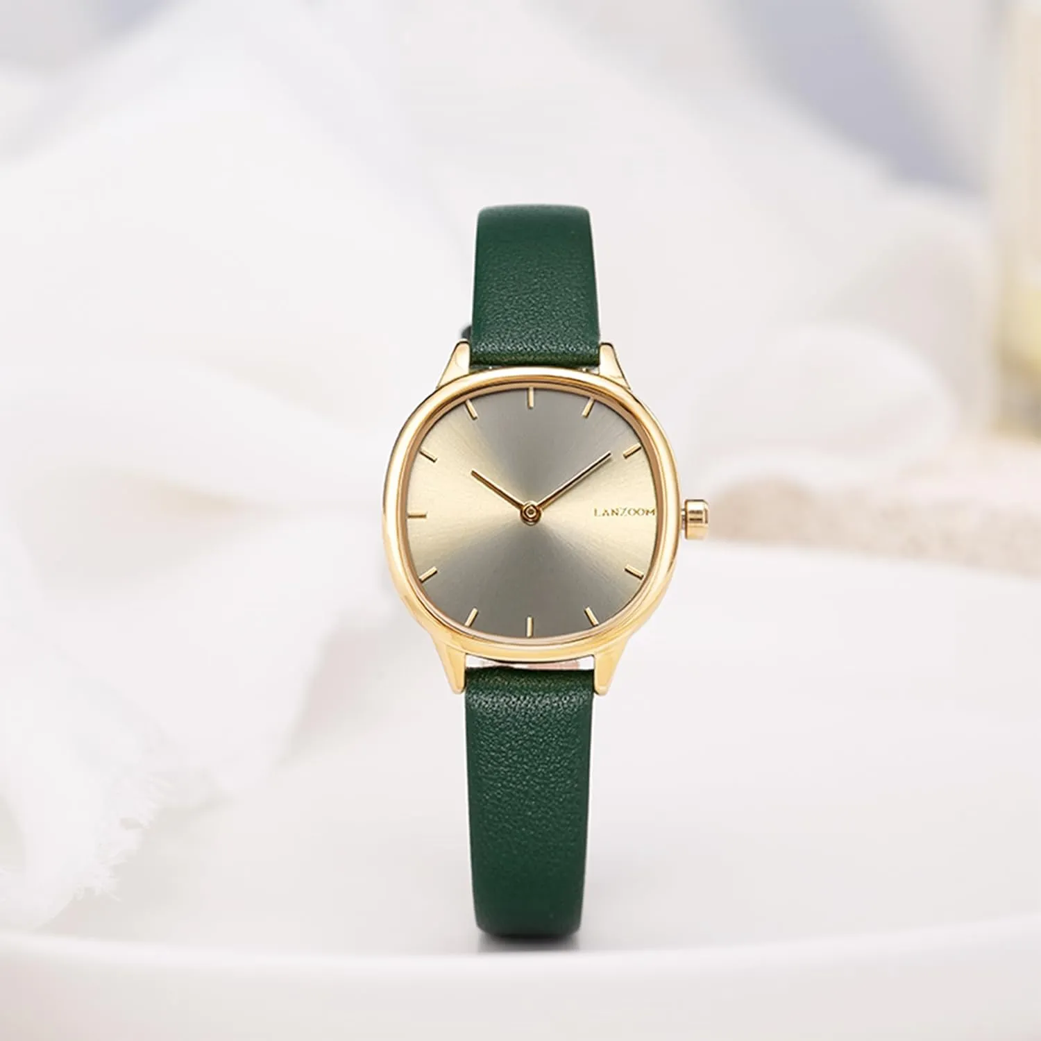 LANZOOM Retro Women's Quartz Watch - Stainless Steel case,Gold Filled, Ideal Gift for Holidays and Special Occasions.