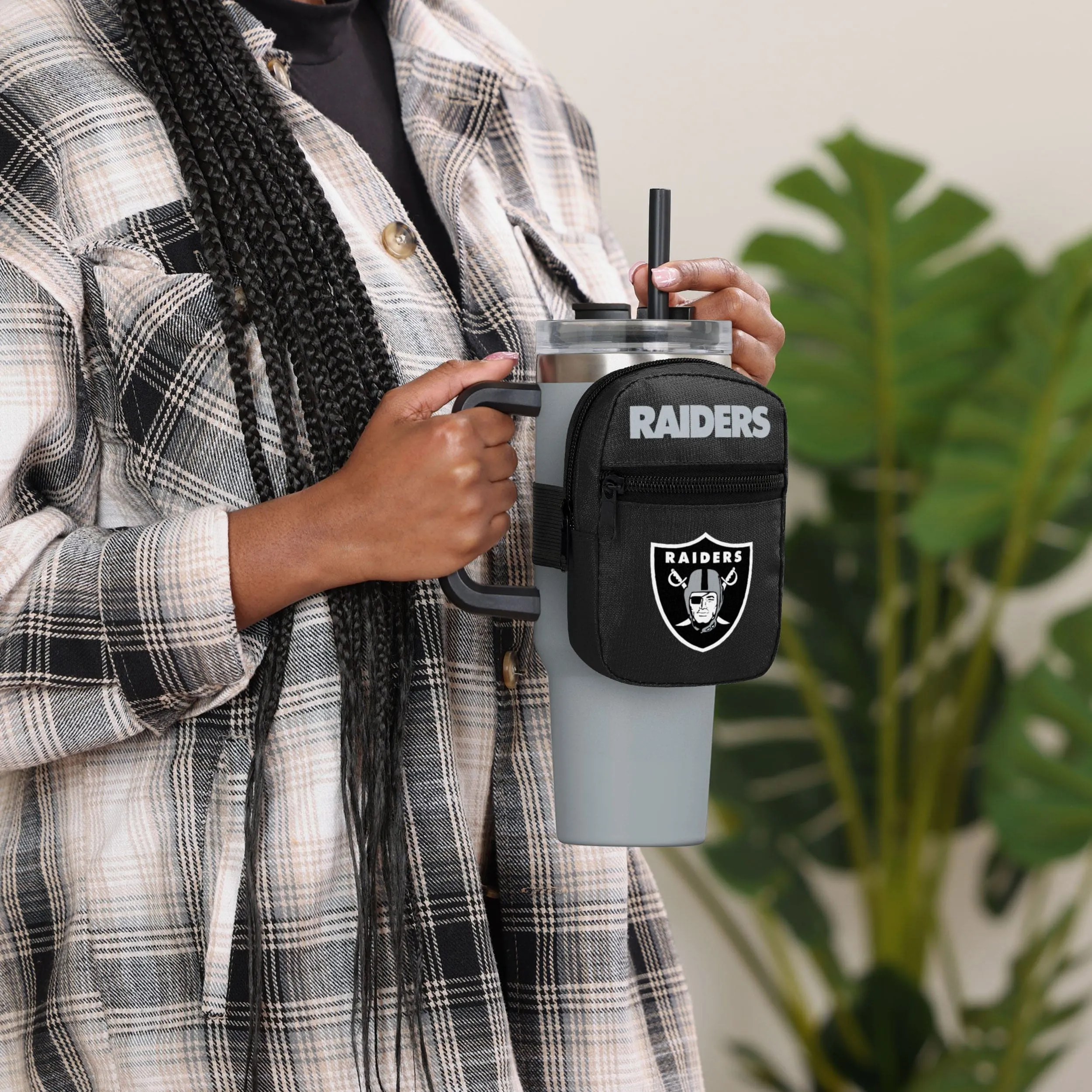 Las Vegas Raiders Primary Logo Tumbler Fanny Pack