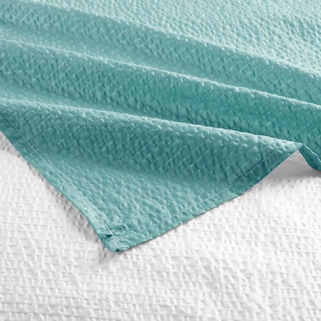 Madison Park Ara Shower Curtain, Seersucker Design Ombre Print, Modern Bathroom Decor, Machine Washable, Fabric Privacy Screen, 72x72, Aqua