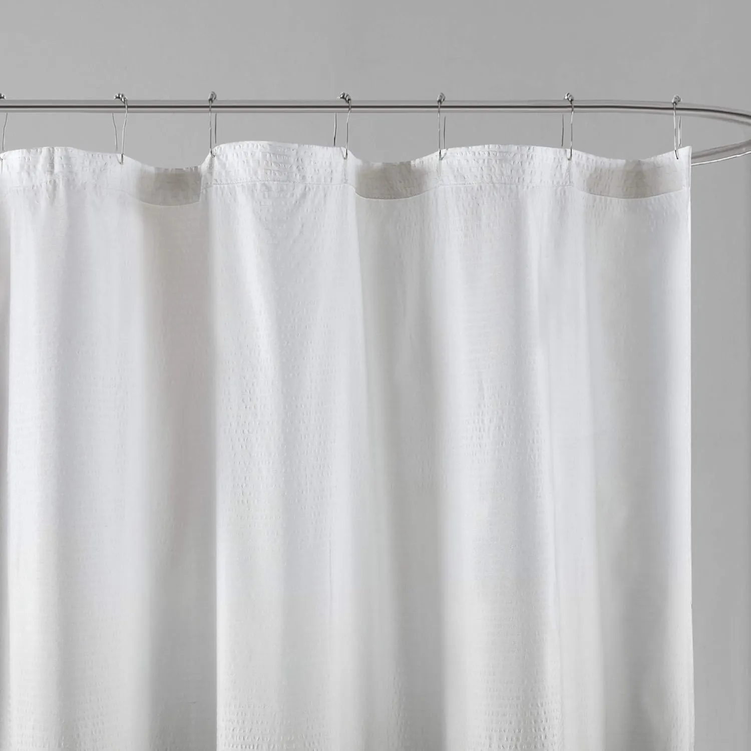 Madison Park Ara Shower Curtain, Seersucker Design Ombre Print, Modern Bathroom Decor, Machine Washable, Fabric Privacy Screen, 72x72, Grey