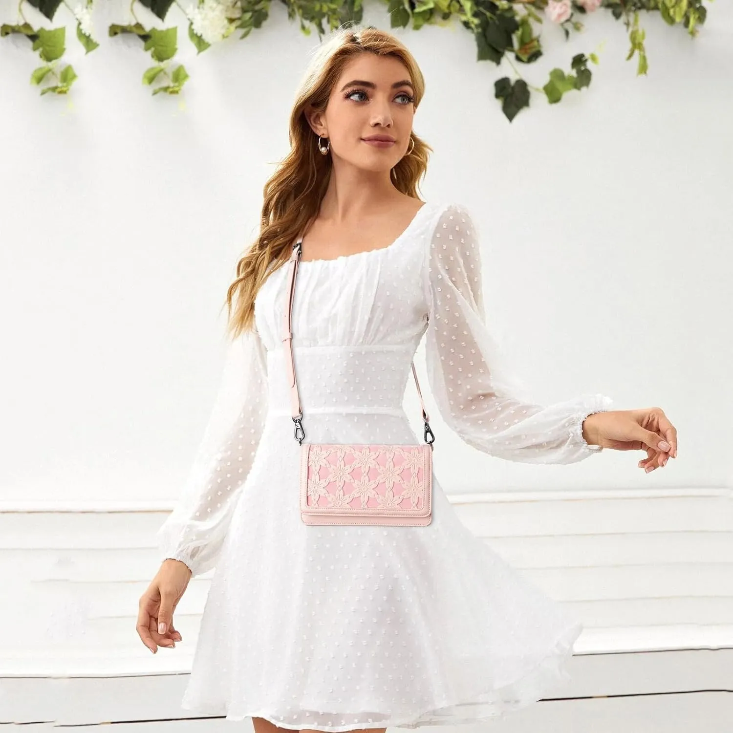 MEITRUE Crossbody Bags for Women Designer Phone Purse Small Shoulder Handbags RFID Wallet with Card Pocket-Snowflake Style