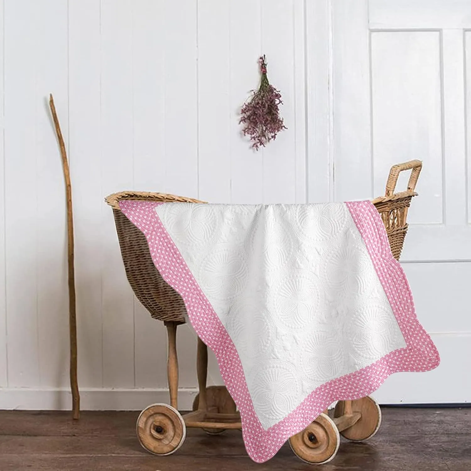 MONOBLANKS Baby Quilt Personlized Monogram Lightweight Embossed Scalloped Throw Blanket Four Seasons (Hot Pink Polka Dots)