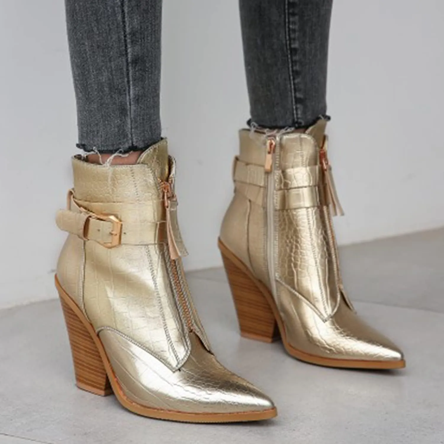 MOOMMO Women Chunky Heel Western Booties Pointed Toe Buckle Strap Crocodile Pattern Front Zipper Ankle Boots Cowboy 4 Inch High Stacked Heel Animal Print Wild Cool Party Club Winter 5-11 M US
