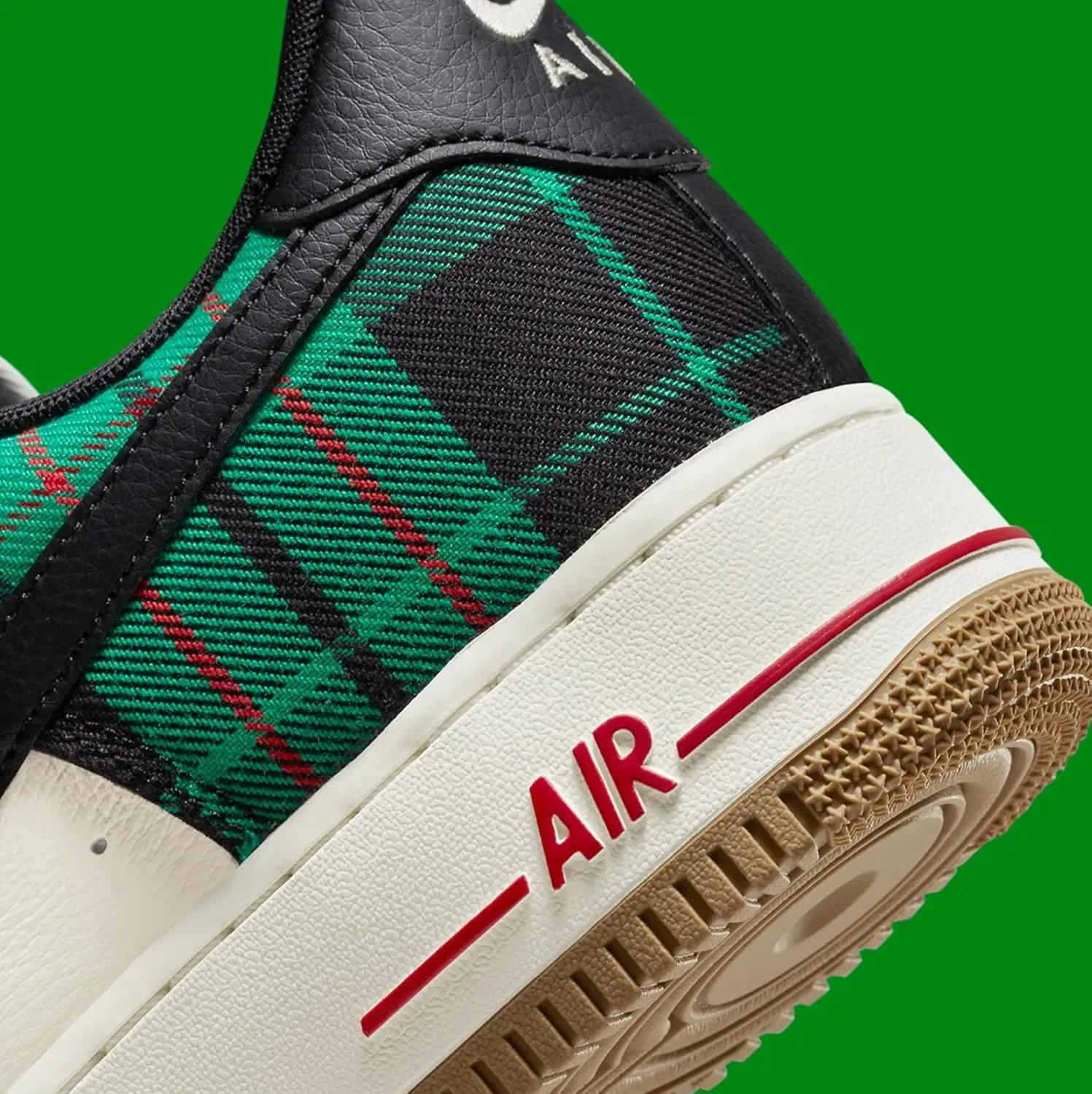 Nike Men's Modern