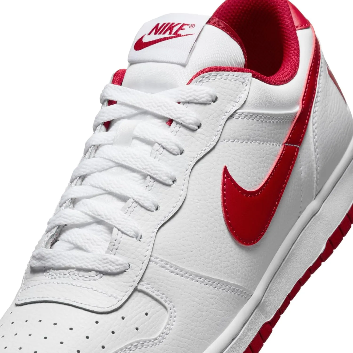 NIKE Men's Sneaker