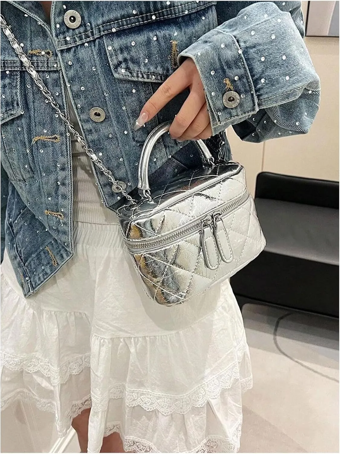 QWINEE Women's Silver Top Handle Crossbody Bag Small Crocodile Embossed Satchel Bag Mini Bucket Handbag