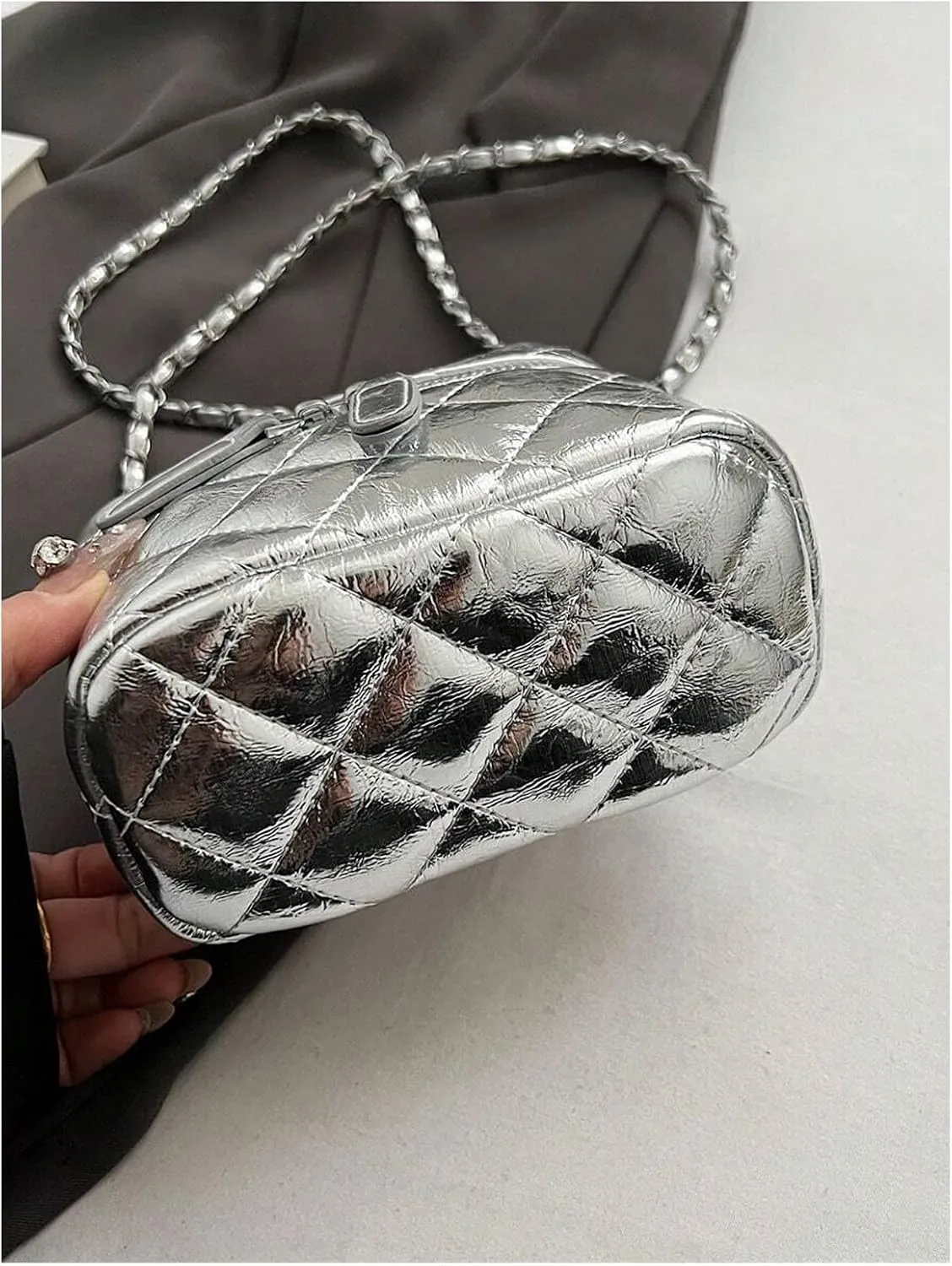 QWINEE Women's Silver Top Handle Crossbody Bag Small Crocodile Embossed Satchel Bag Mini Bucket Handbag