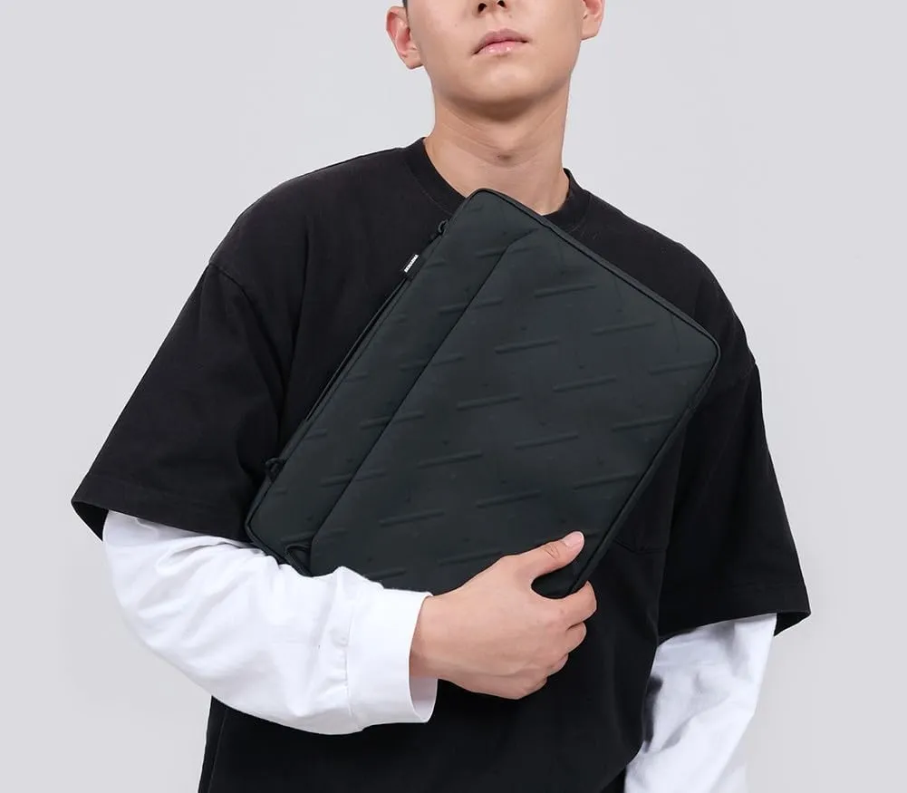 SKINARMA LAPTOP BAG JUNO (FITS UP TO 14" Laptop)