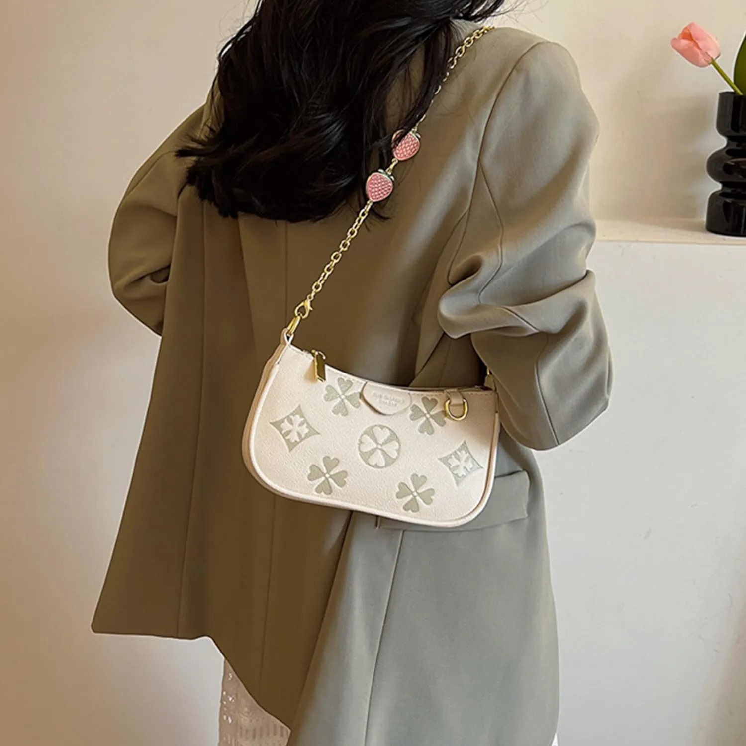 Small Crescent Shoulder Bag Crossbody Purse for Women Cute Floral Pattern Half Moon Purse for Work Shopping Party