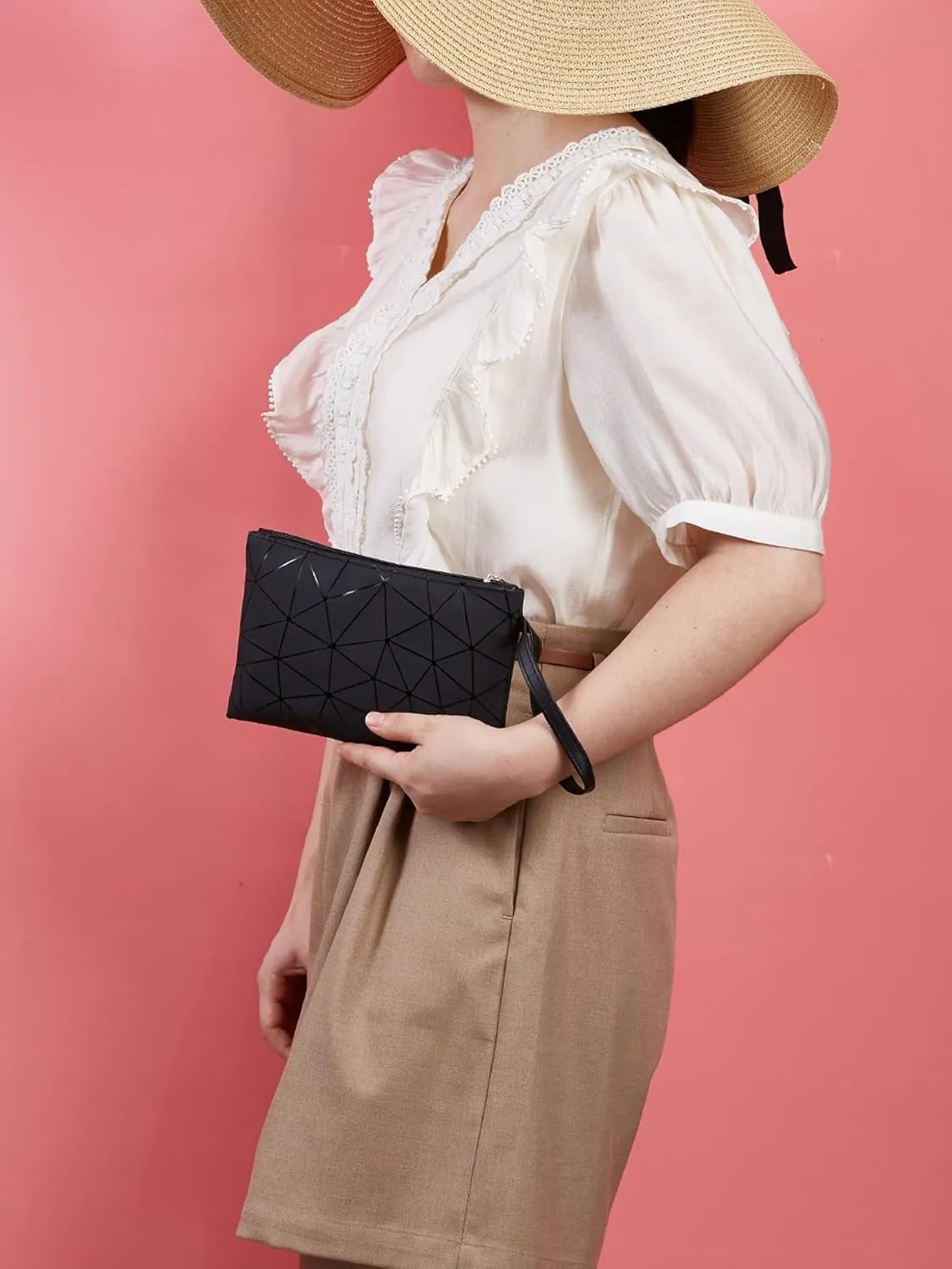 SweatyRocks Women's PU Leather Clutch Purse Zip Top Geometric Quilted Wristlet Purse Square Bag Black One-Size