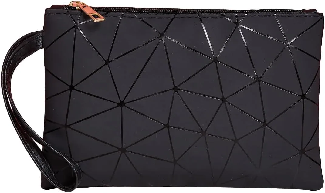SweatyRocks Women's PU Leather Clutch Purse Zip Top Geometric Quilted Wristlet Purse Square Bag Black One-Size