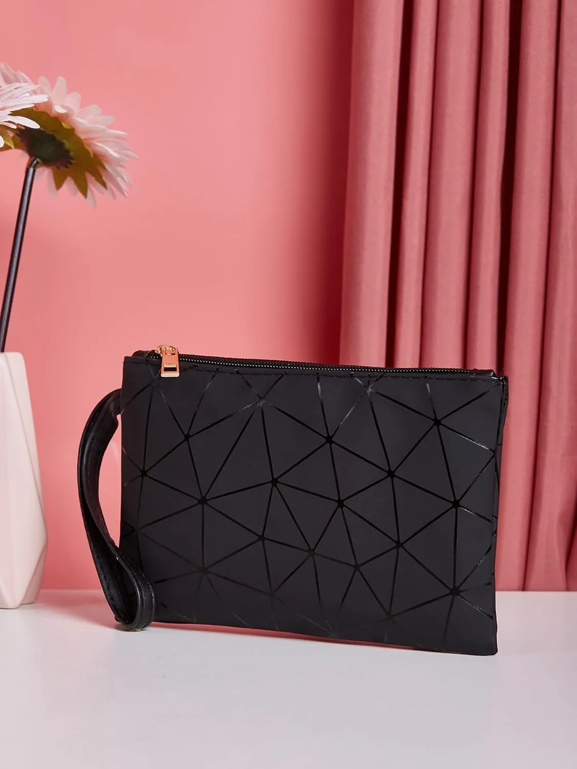 SweatyRocks Women's PU Leather Clutch Purse Zip Top Geometric Quilted Wristlet Purse Square Bag Black One-Size
