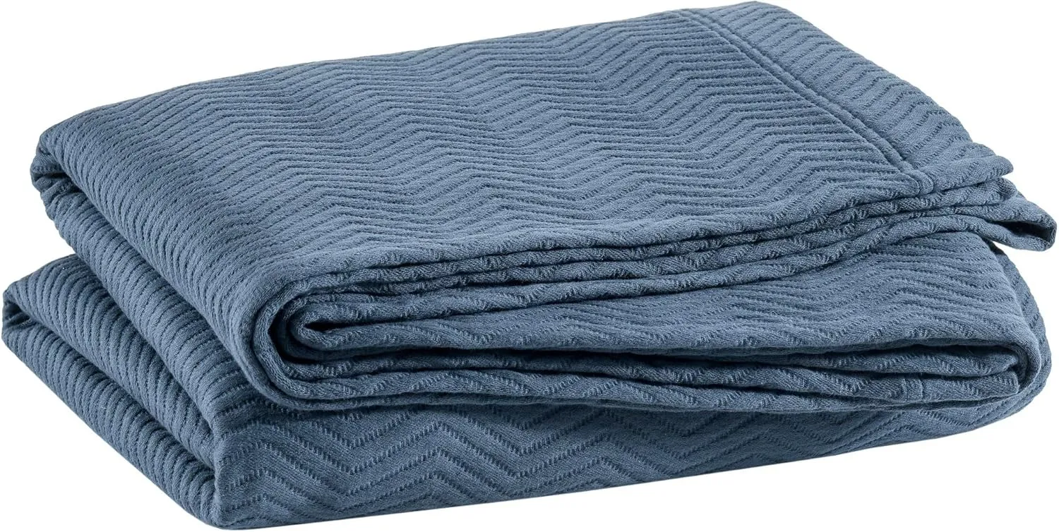 Winnie Ink Matelasse Coverlet, Queen Size, Navy Chevron Pattern