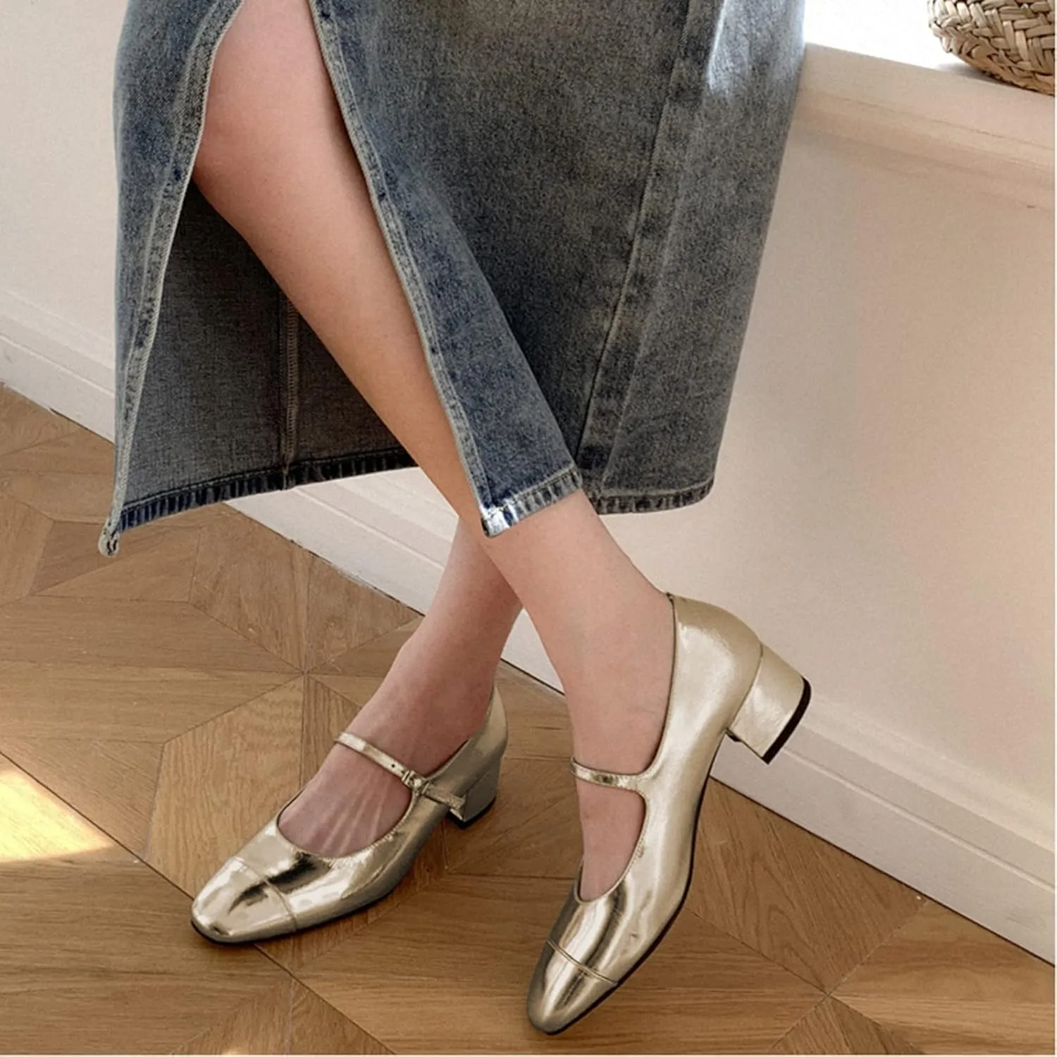Women's Elegance Cap Toe Two-Tone Instep Strap Buckle Chunky Heel Mary Jane Shoes Classic Matte Leather Closed Round Toe Low Block Heel Dress Pumps Shoes