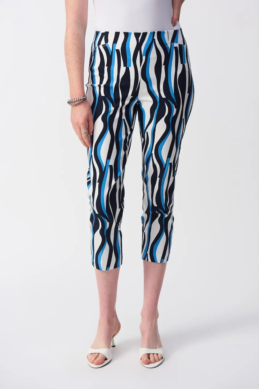 Women's Millennium Geometric Print Crop Pants